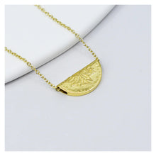 Load image into Gallery viewer, Lion Wild Sunflower Necklaces