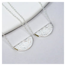 Load image into Gallery viewer, Lion Wild Wayfinder Necklaces Silver