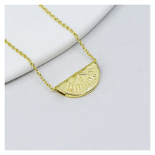 Load image into Gallery viewer, Lion Wild Wayfinder Necklaces Gold