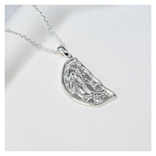 Load image into Gallery viewer, Lion Wild Sister Necklaces Silver