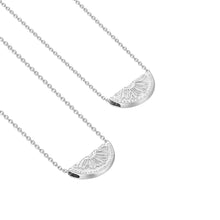 Load image into Gallery viewer, Lion Wild Daisy Necklaces Silver