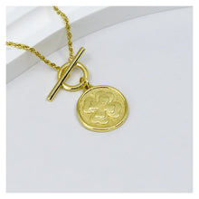 Load image into Gallery viewer, Lion Wild Clover Necklace