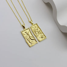 Load image into Gallery viewer, Lion Wild Best Friend Necklaces Gold